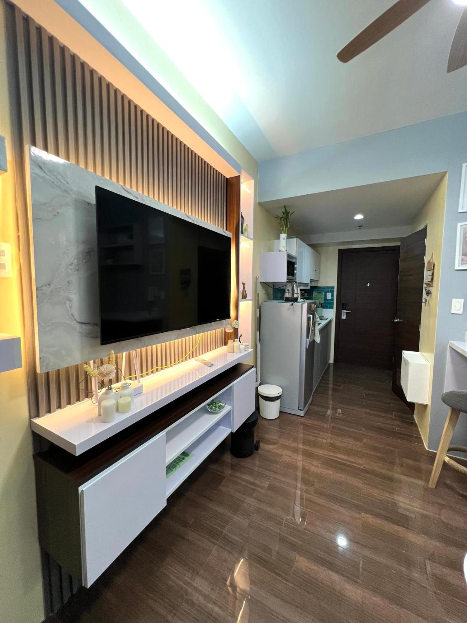 Apartment In Air Residences, Makati With Wifi, Netflix, Pool, Mall And More 마닐라 외부 사진