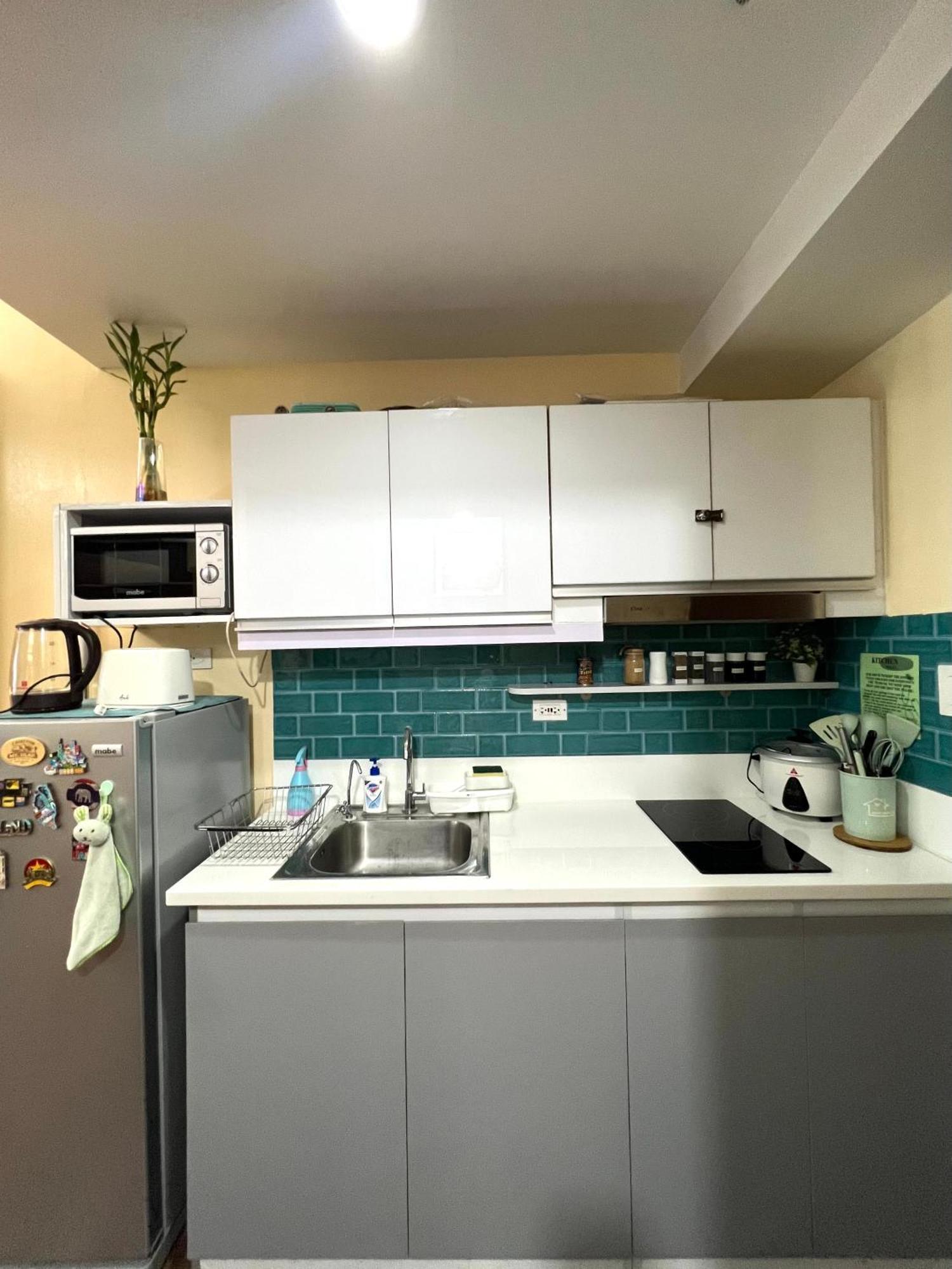 Apartment In Air Residences, Makati With Wifi, Netflix, Pool, Mall And More 마닐라 외부 사진
